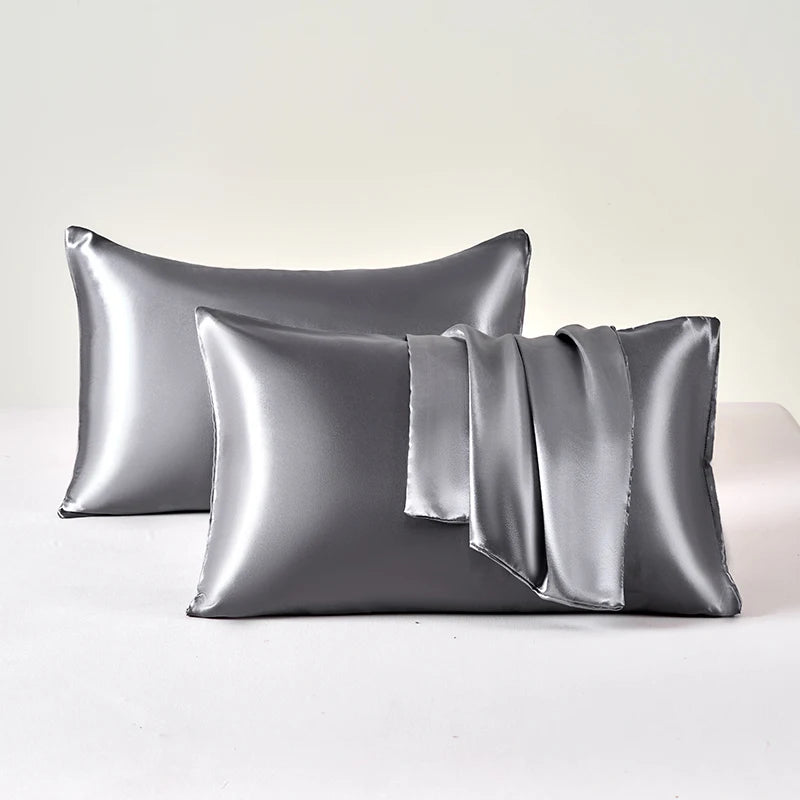 Set de 2 fundas de almohada de satén en color gris plata